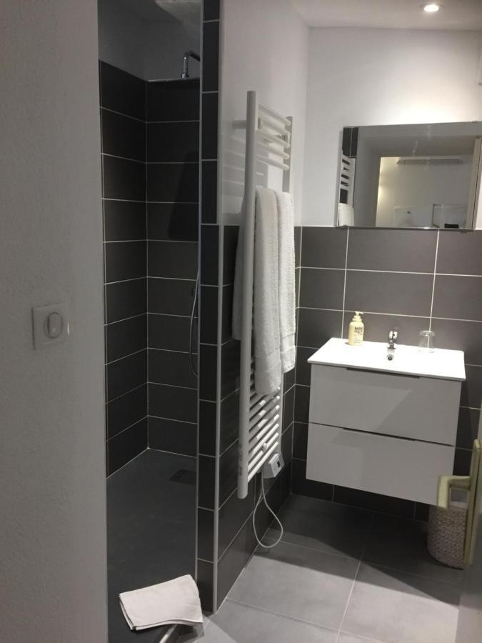 Chambres D'Hotes Lovely Planette ニーム エクステリア 写真